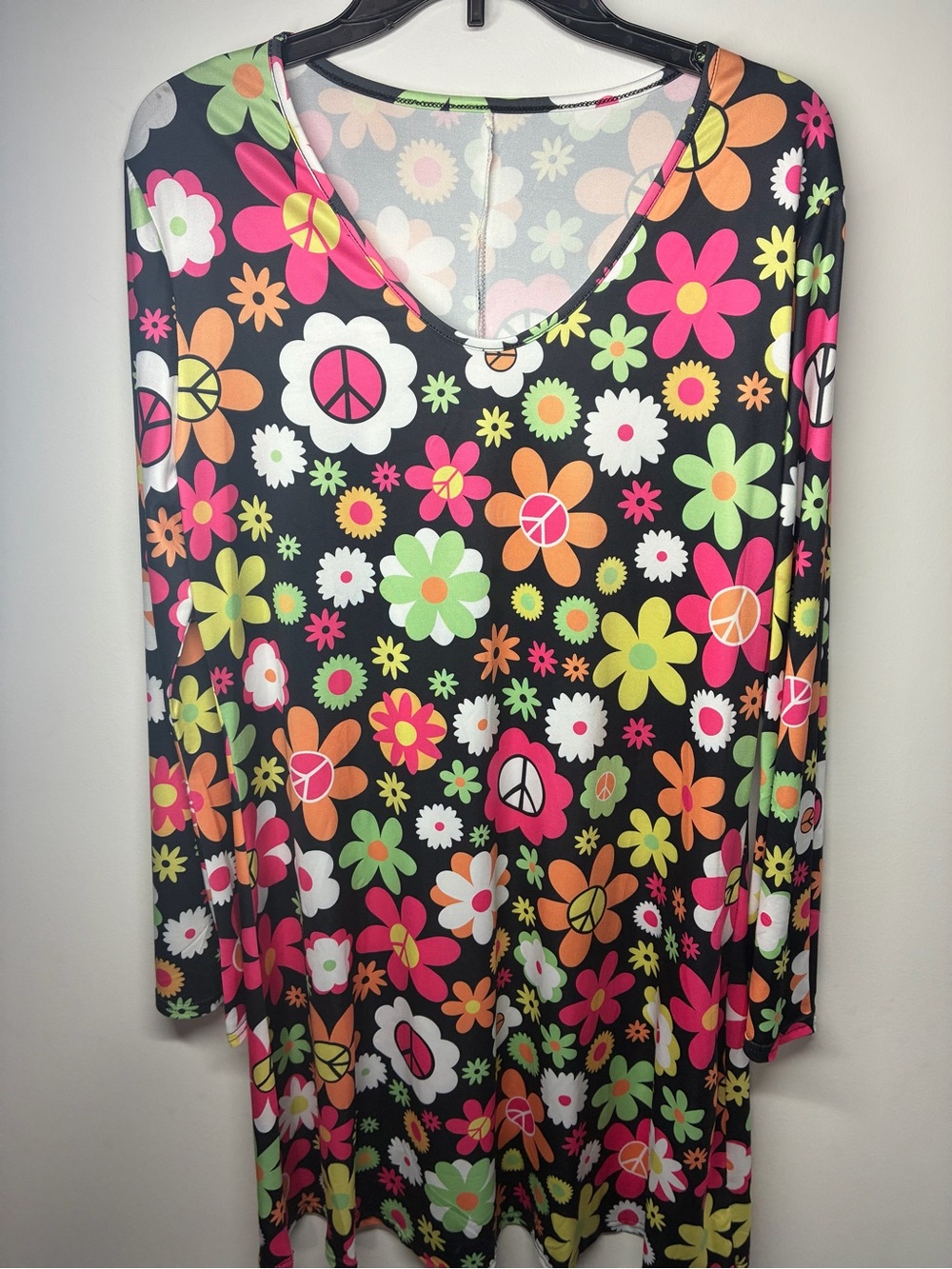Floral Peace Sign V-Neck Long Sleeve Top - Black/Multi